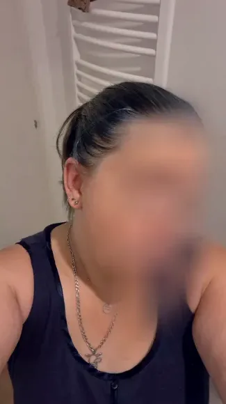 Fabienne, 31