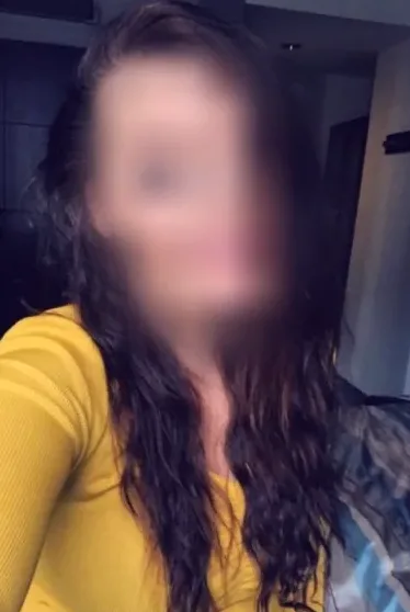 Lucia, 35