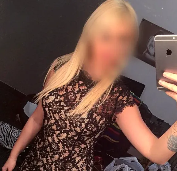 Özlem, 31