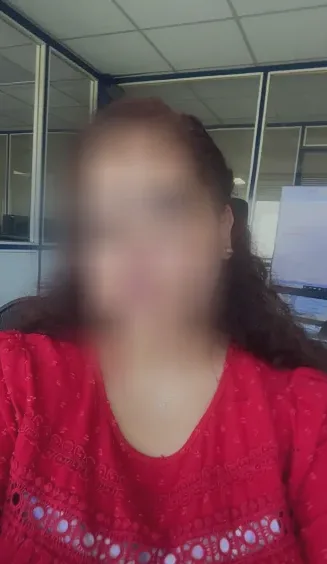 Pia, 40
