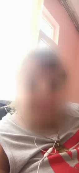 Selina, 33